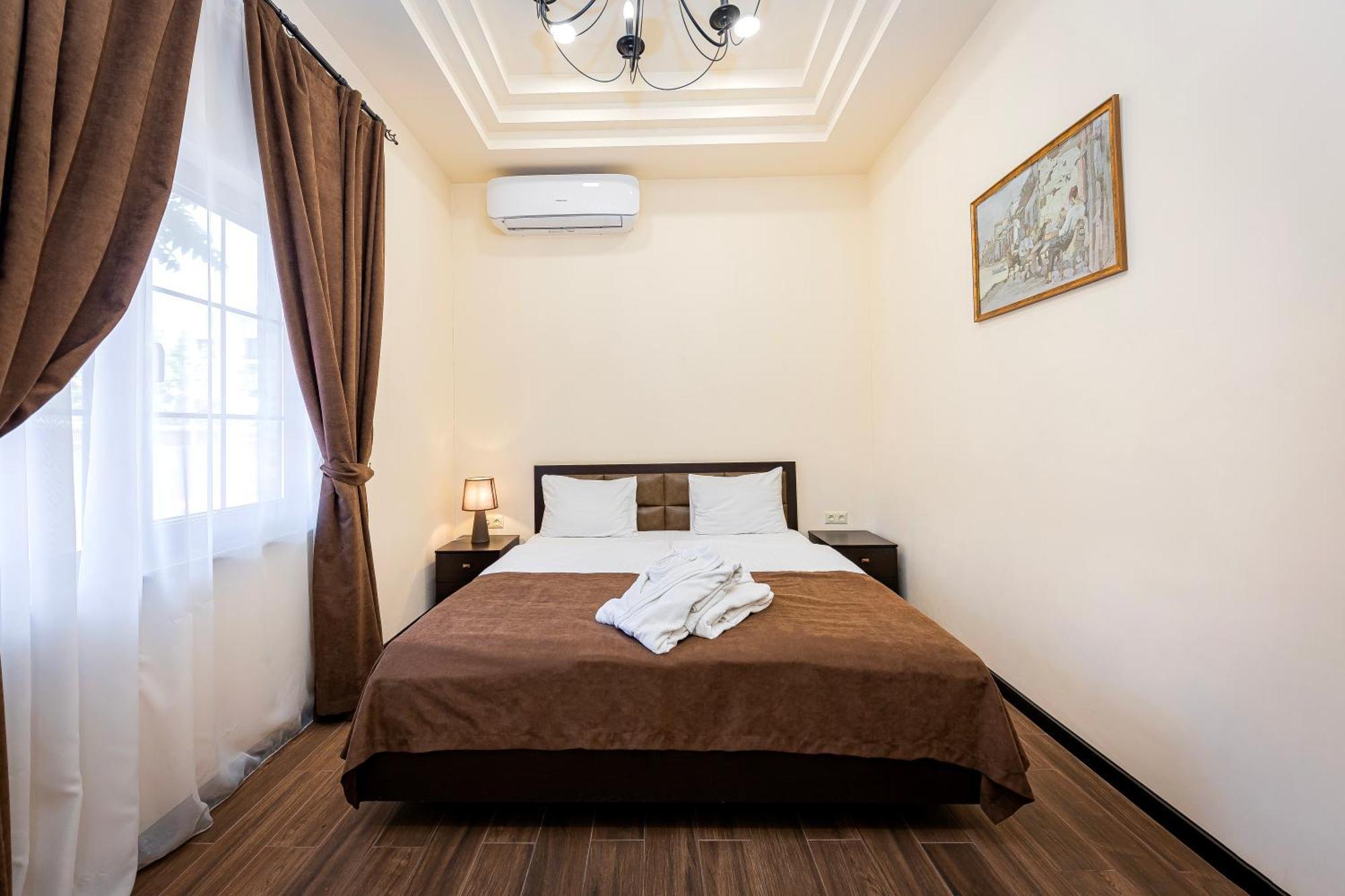 Boutique Living Hotel Yerevan Ngoại thất bức ảnh