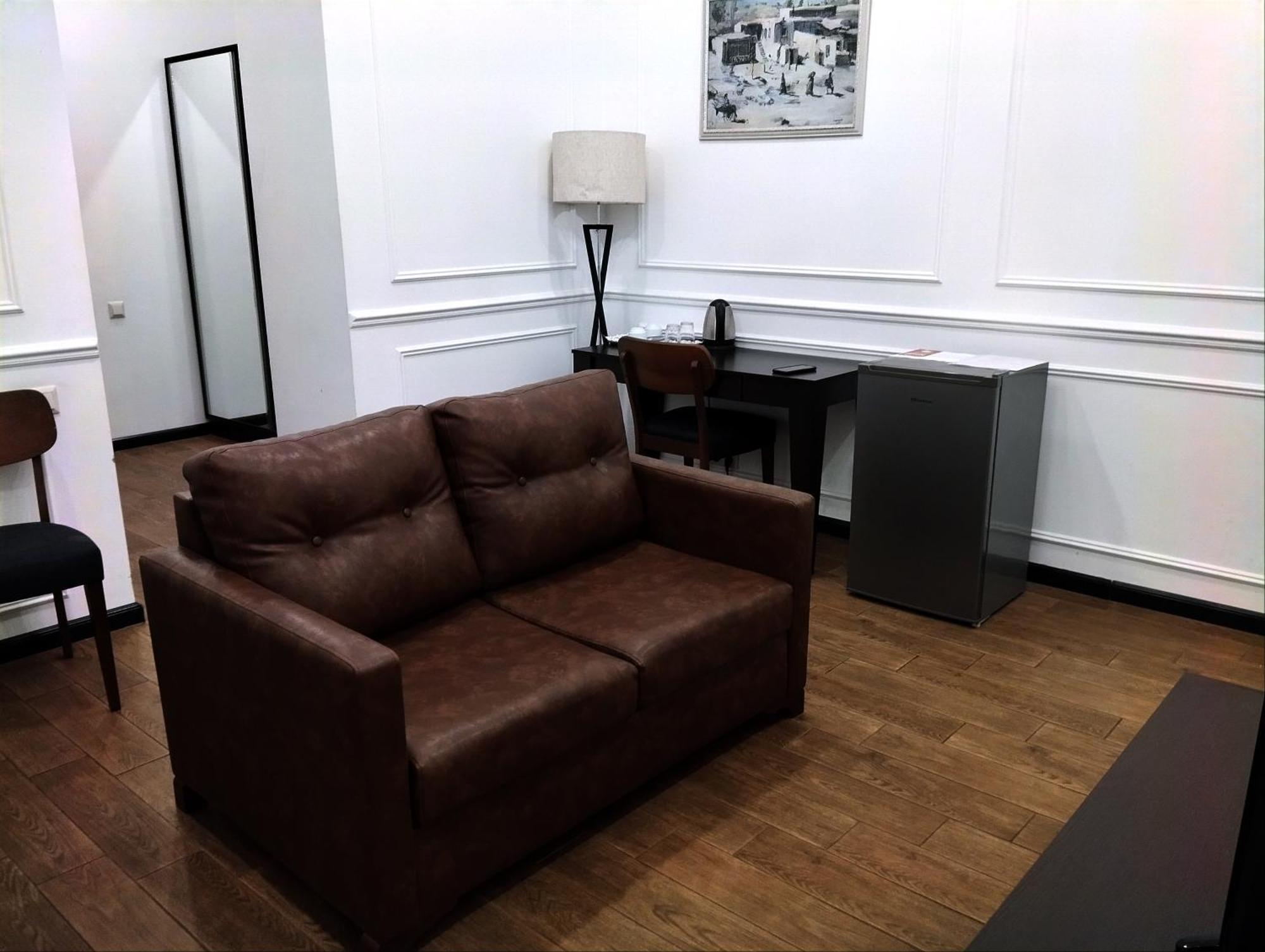 Boutique Living Hotel Yerevan Ngoại thất bức ảnh