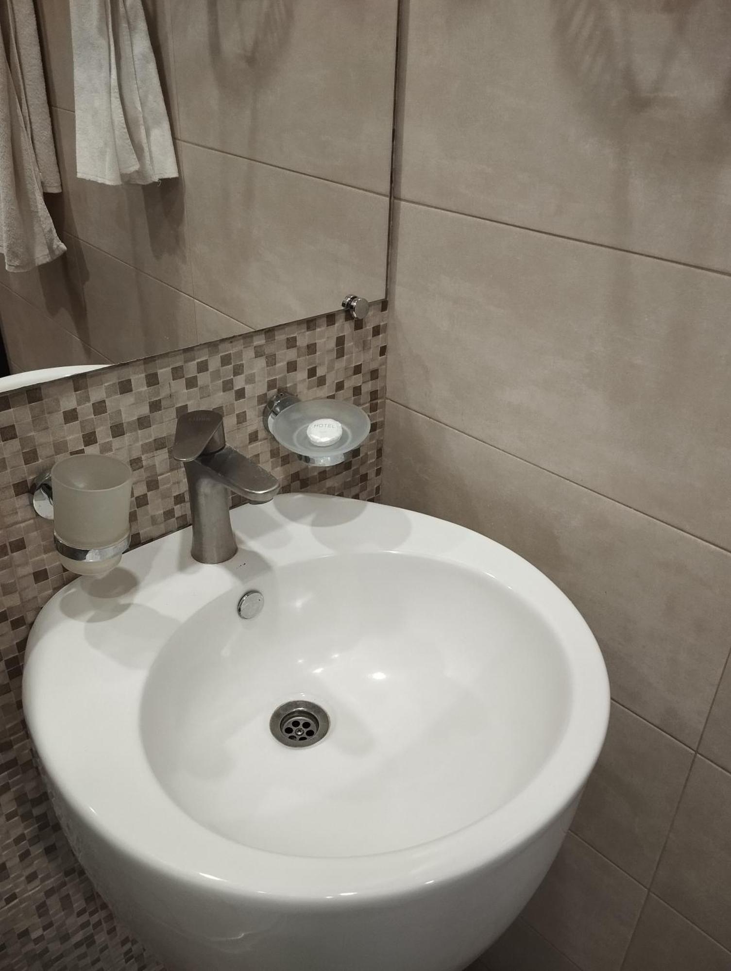 Boutique Living Hotel Yerevan Ngoại thất bức ảnh