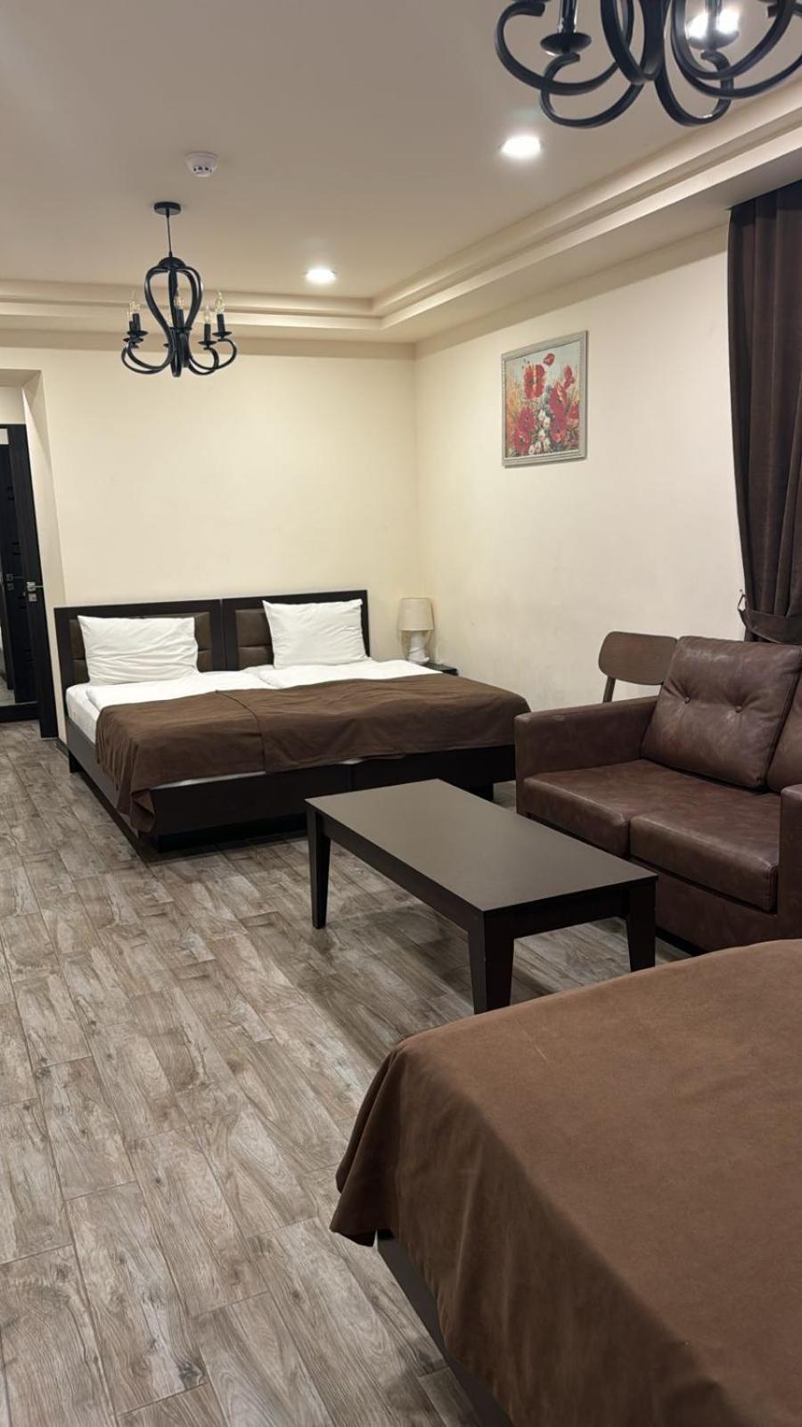 Boutique Living Hotel Yerevan Ngoại thất bức ảnh