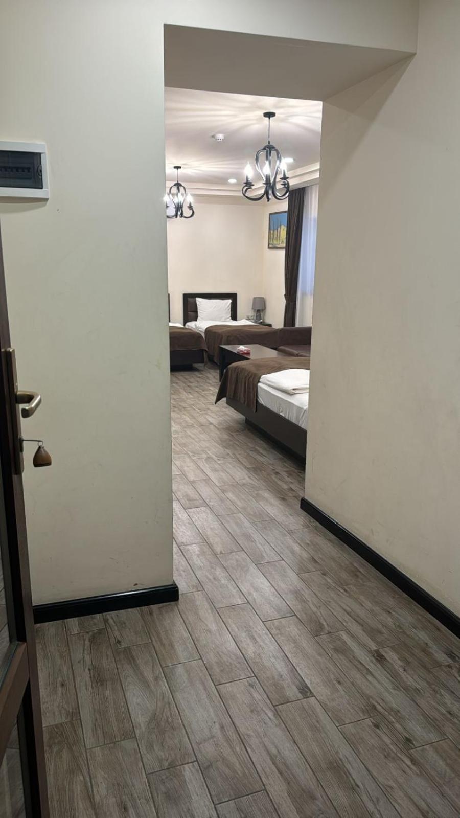 Boutique Living Hotel Yerevan Ngoại thất bức ảnh
