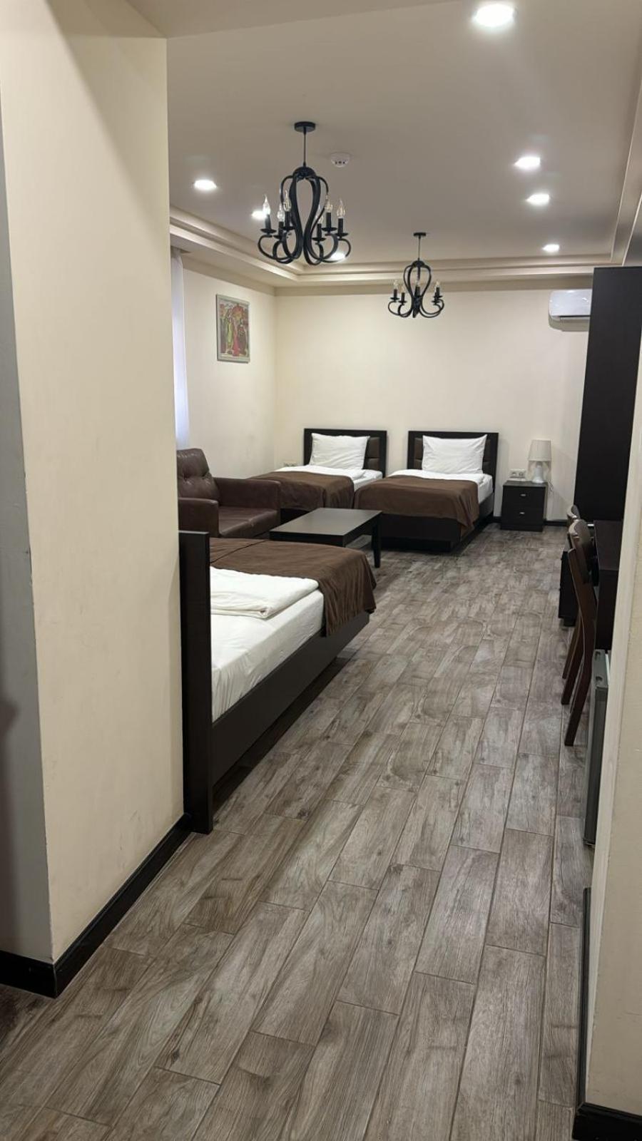 Boutique Living Hotel Yerevan Ngoại thất bức ảnh