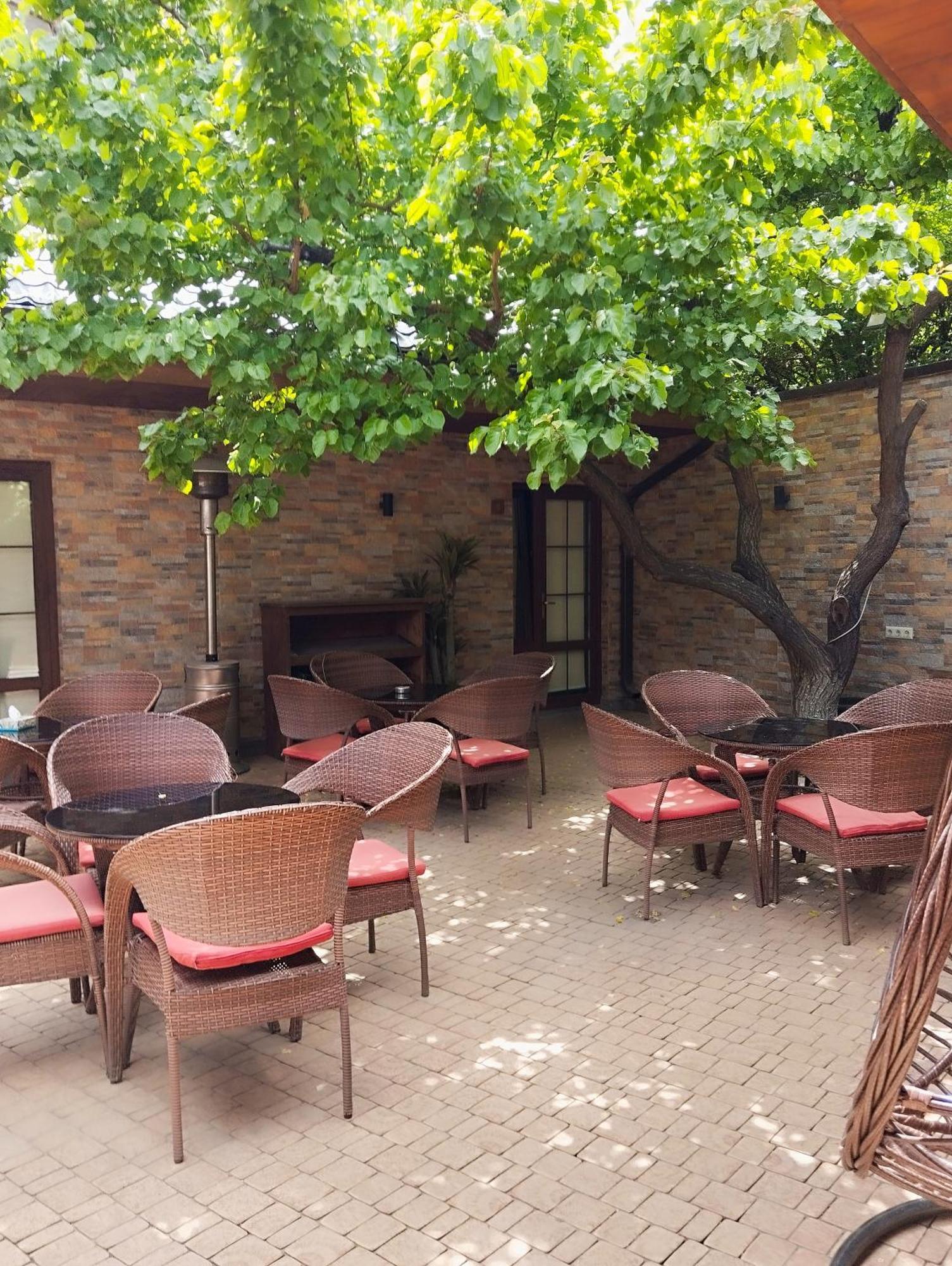 Boutique Living Hotel Yerevan Ngoại thất bức ảnh